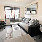 The Summit Apartment - Aberdeen City Centre - Perfect For Long And Short Stay