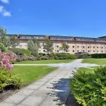 Beautiful One Bedroom Apartment