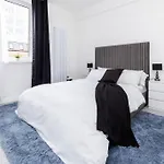 Jays Apartment II
