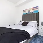 Jays Apartment II