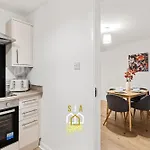 Lochy Stay - Sja Stays - Modern 2 Bed Apartment