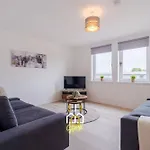 Merkland Stay - Sja Stays - Modern 2 Bed Apartment