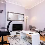 1Br Summit Holburn - Cosy Flat With Ultrafast Wifi
