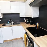 The Summit Apartment - Perfect Short Or Long Stay