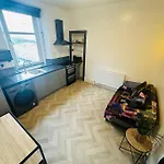 Gf Flat In Aberdeen City Centre