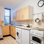 Aberdeen City Flat, Close To City Centre