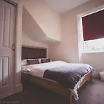 Stylish And Spacious Two Bed In Aberdeen\'S West End