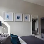 Esslemont Pad