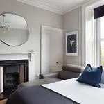 Esslemont Pad