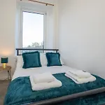 Brulee House - Sja Stays - 2 Bed Apartment