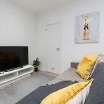 Central City Stay - Sja Stays - 1 Bed Apartment
