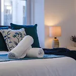 Willowstay - Sja Stays - Modern 2 Bed Apartment