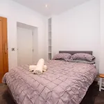 Affleck Retreat 5 - Sja Stays - Modern 1 Bed Apartment