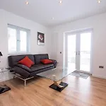 Affleck Retreat 5 - Sja Stays - Modern 1 Bed Apartment