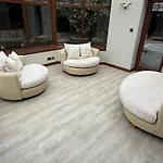 Luxury 5 Bedroom Property In West End