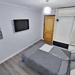 Fresh, Bright&Comfy 2Bedroom Flat Near University