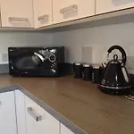 Mode Apartments - Urquhart Court