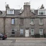 George Street 2 Bed Apart