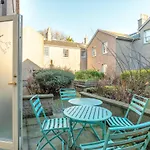 Magellan Apartments
