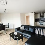 City Centre Orange Apartments - Portland Street