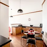 City Centre Orange Apartments Bastille