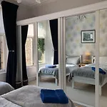 26 Belvidere Crescent Apartment