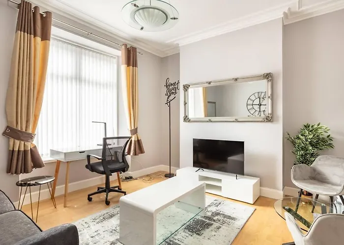 1Br Summit Holburn - Cosy Flat With Ultrafast Wifi