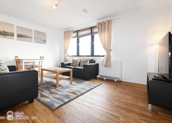 Thistle Apartments - Rose Apartment