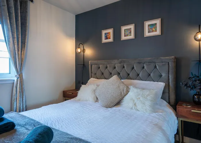 Central-1Bed Flat