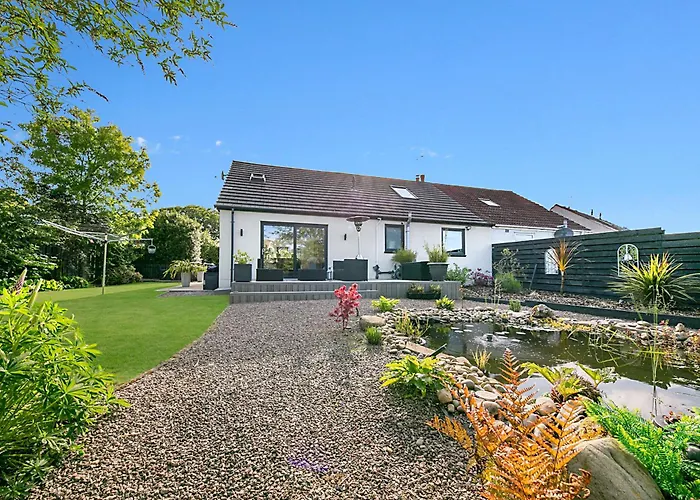 Countesswells Crescent Villa ✪ Grampian Lettings Ltd
