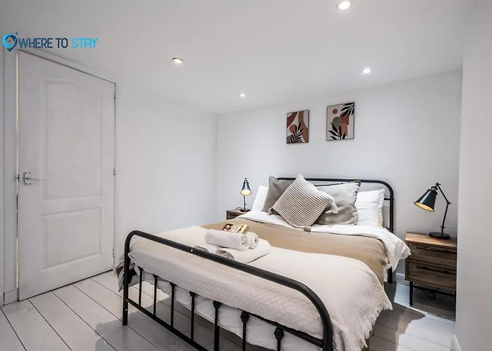 Wheretostay 1 Bed Apartment Aberdeen