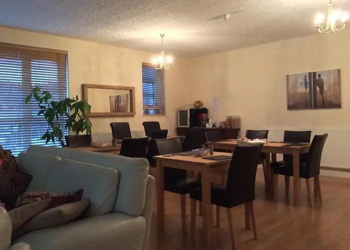 Mckenzie Guest House