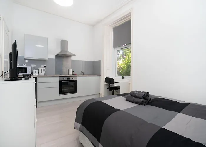 Cosy Fully Equipped Studio 3, Close To University