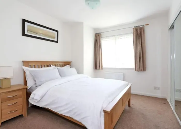 2-Bed Condo Best Of Beach & City, Free Parking
