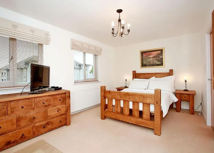 Fabulous Townhouse Near Beach, City And Sports