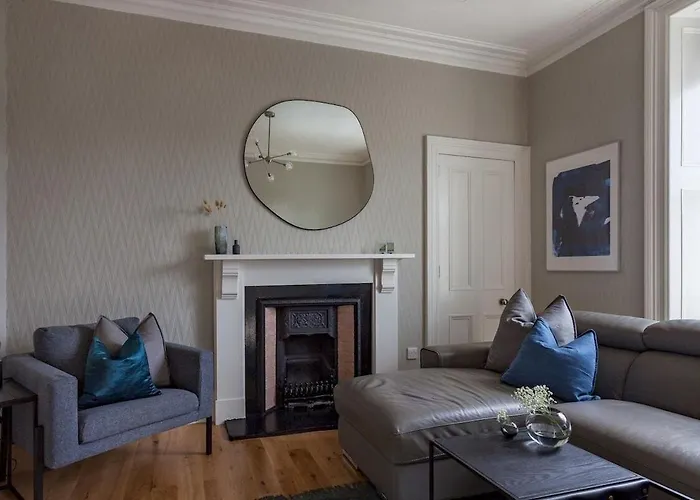 Esslemont Pad
