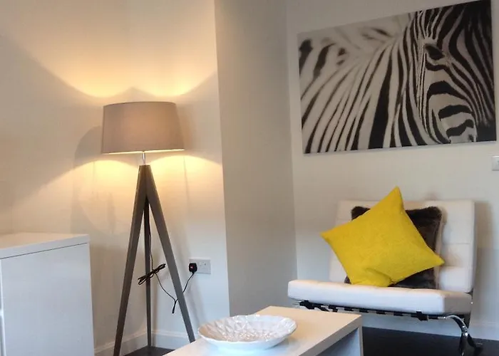 Mode Apartments - Urquhart Court
