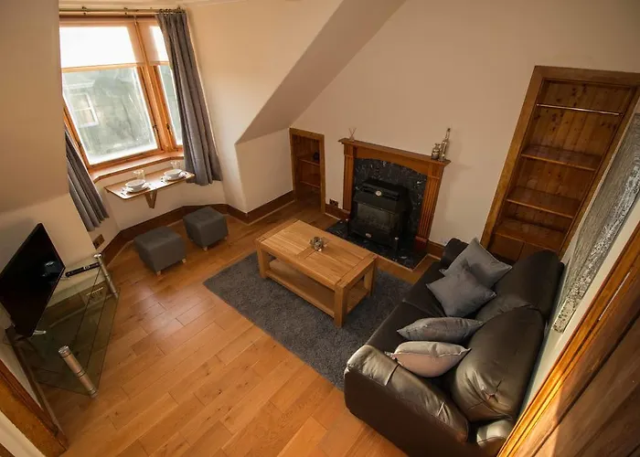 Bright & Airy Two Bed Set In Granite