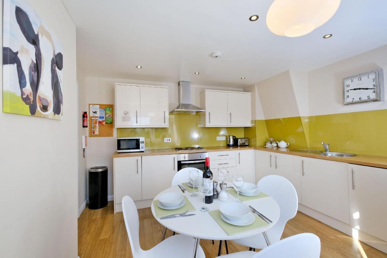 Apartamento From - Claremont