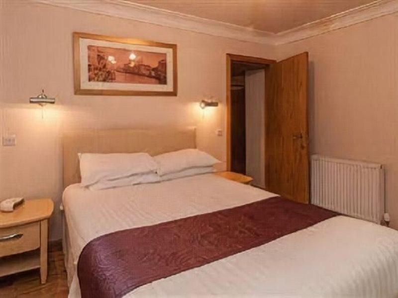 Hotel Highland Centre 3*