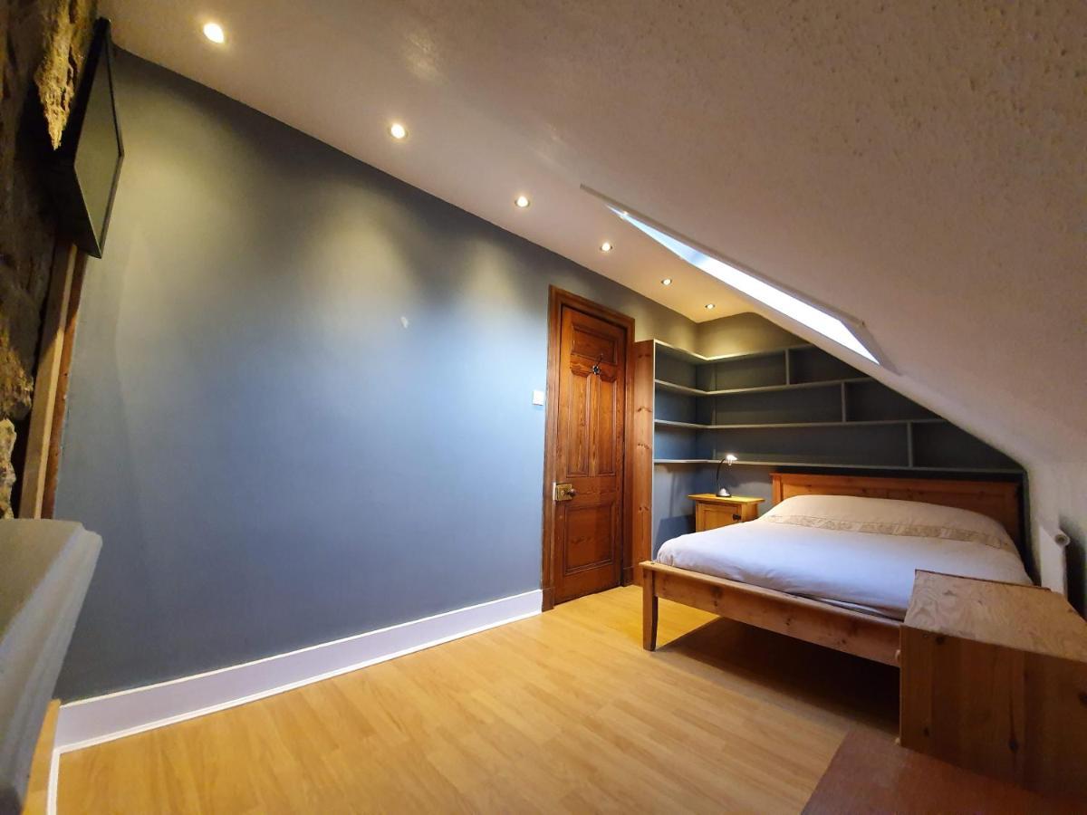 Homestay Townhouse 250
