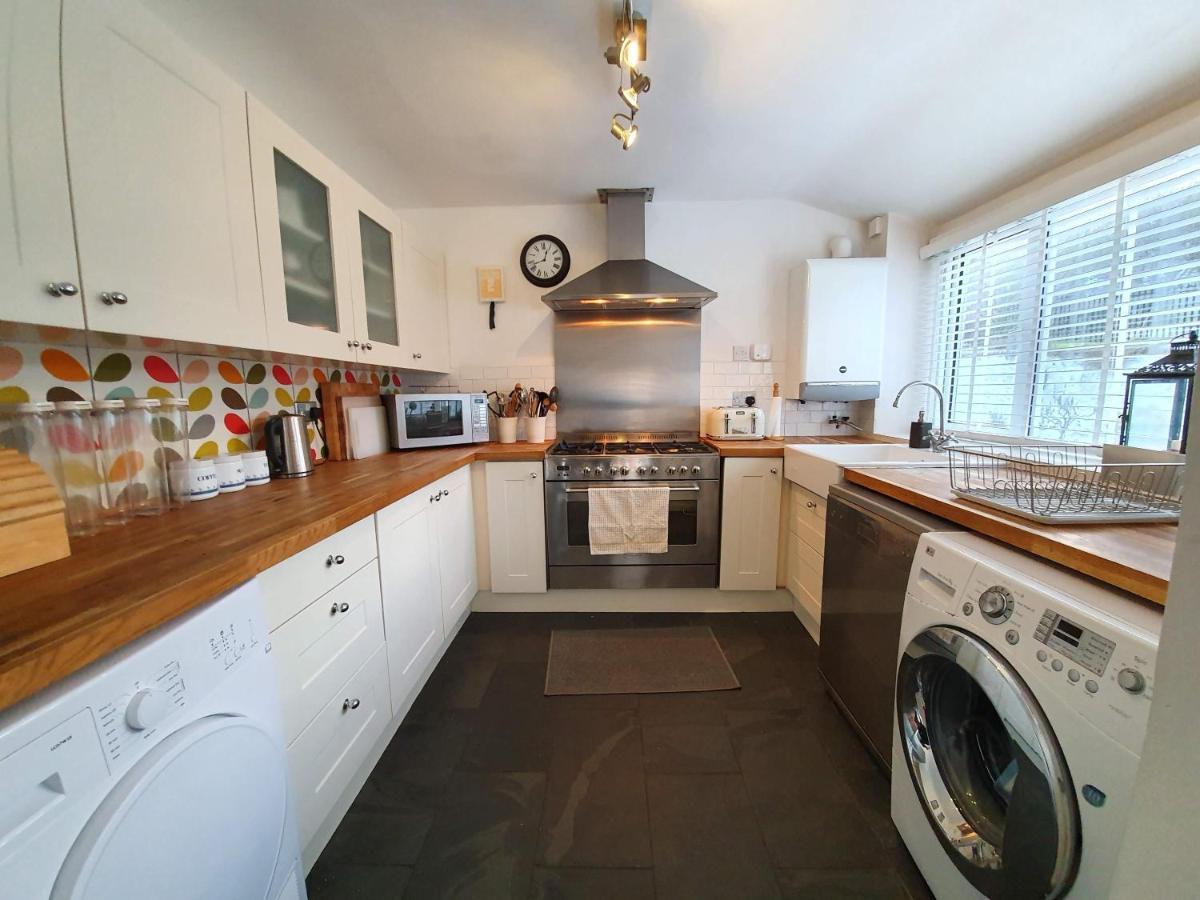 Townhouse 250 Homestay Aberdeen