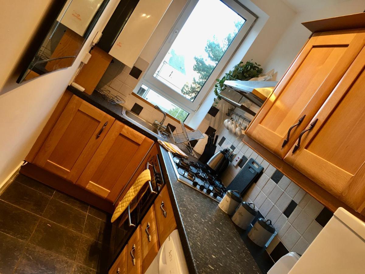 Apartment Cosy 2 Bedroom Central - Free Parking, Free Wifi