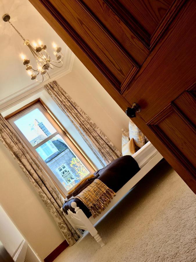 Cosy 2 Bedroom Central - Free Parking, Free Wifi Apartment