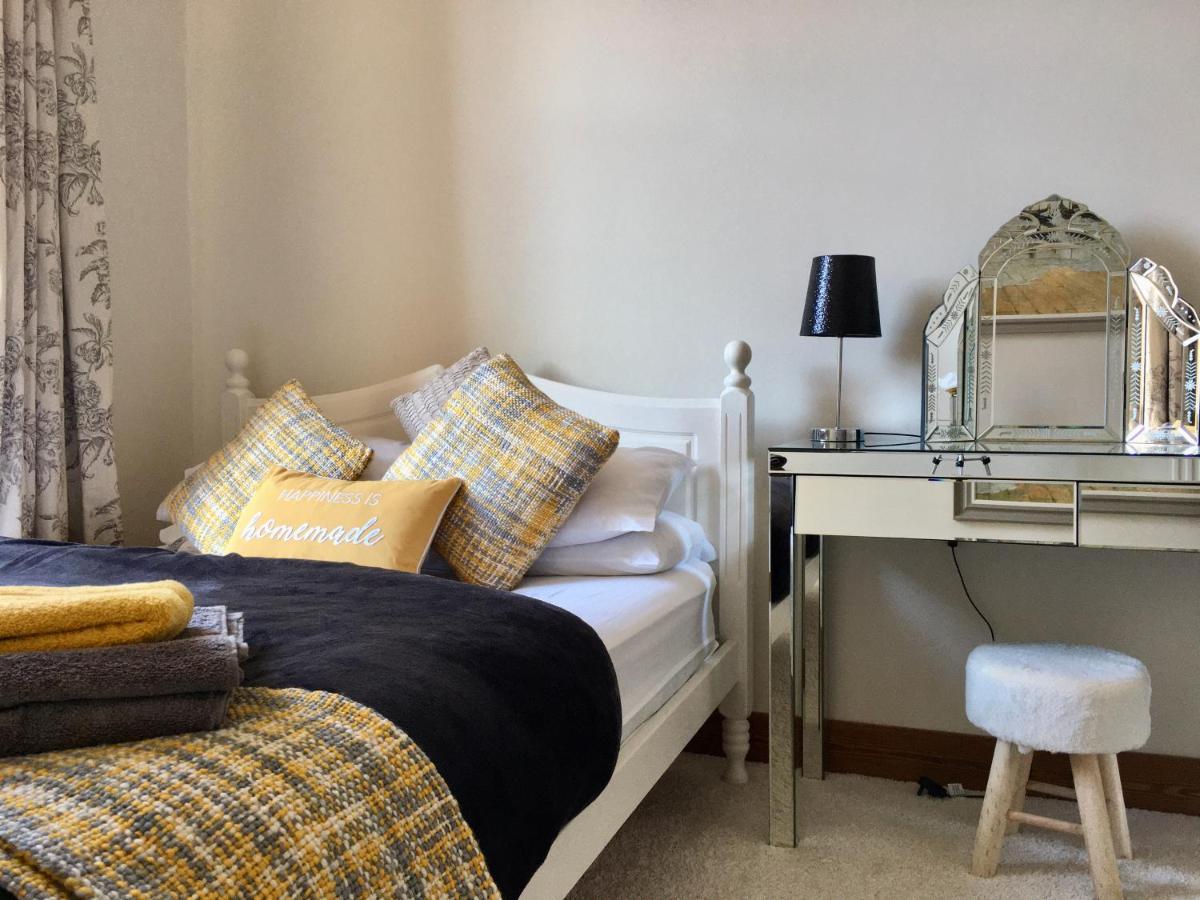 Cosy 2 Bedroom Central - Free Parking, Free Wifi Aberdeen