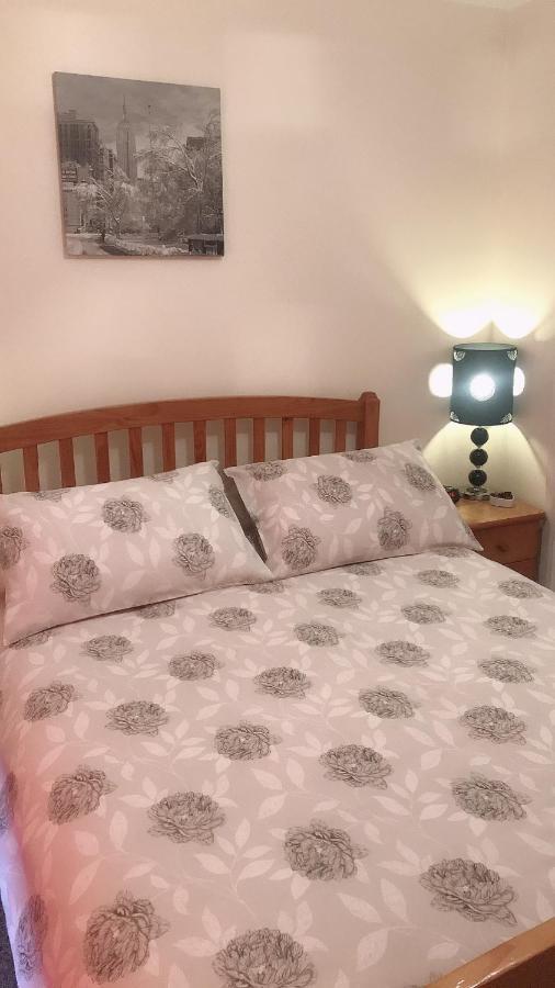 Bed & Breakfast Working Professionals In 2*