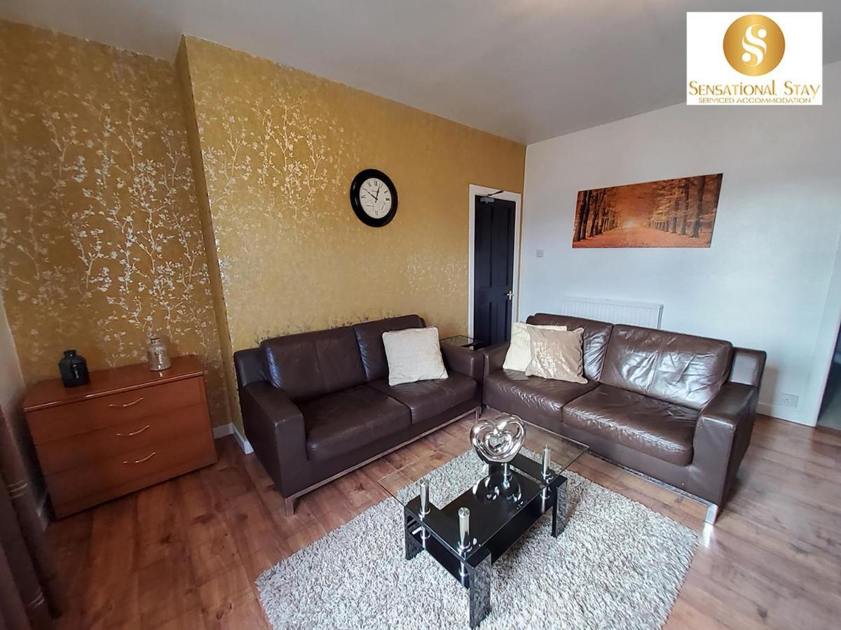 Apartment Sensational Stay: 4-bedroom With Wi-fi & Netflix In
