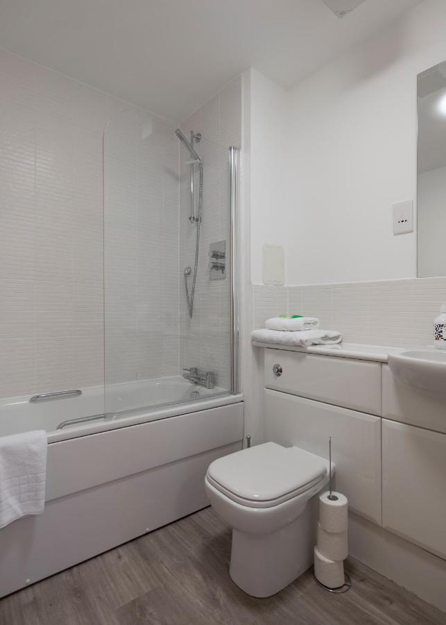 Parkhill Luxury Serviced - Hilton Campus