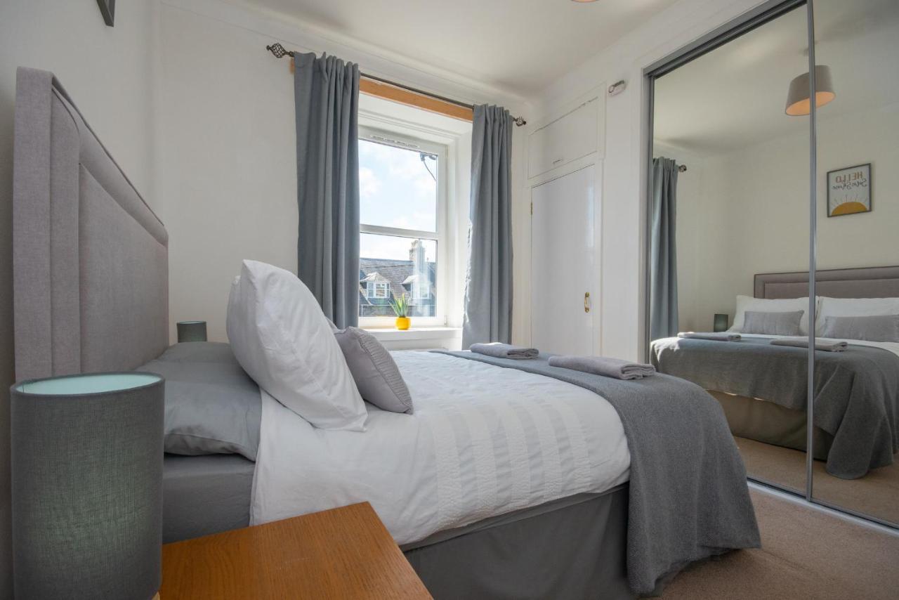 Dwellcome Ltd 1 Bed Apt, Half Mile To Union Street Yet Quiet, Free Parking, Fast Wifi, Ideal For Long Term Contractor, Etc Stays, Fully Equipped Kitchen, Regular Housekeeping Option - Our Site For Assurance Apartment Aberdeen