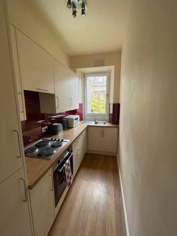 Apartment Beautiful 2 Bedroom Apartment- Prime Location, Centre *